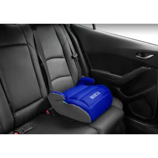 Fotelik dziecięcy SPARCO F100KI ECE R129/03 (22-36 kg, 125-150 cm) niebieski